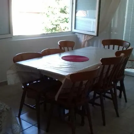 Apartment Drago *