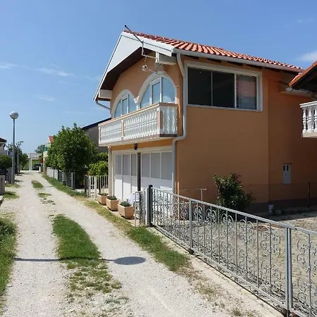 Drago Apartment